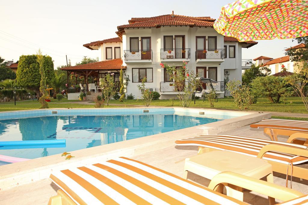 Sunshine Boutique Hotel Дальян Екстер'єр фото