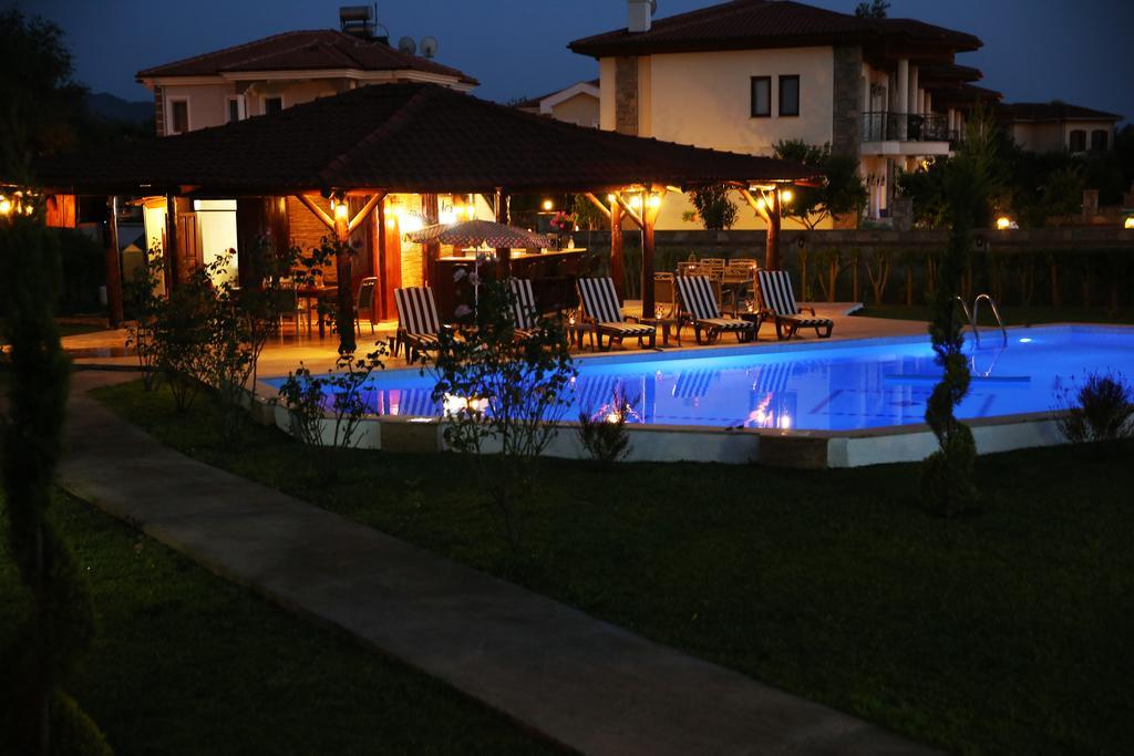 Sunshine Boutique Hotel Дальян Екстер'єр фото