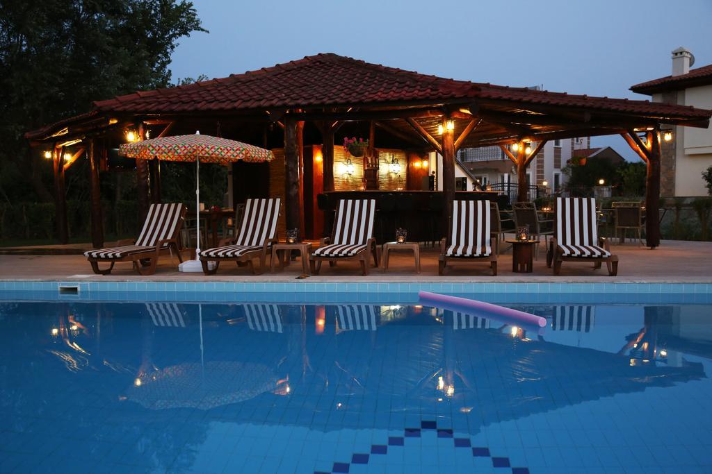 Sunshine Boutique Hotel Дальян Екстер'єр фото